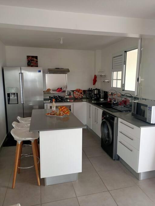 A 10Min De La Plage, Agreable Appartement Lumineux Le Robert Exterior foto